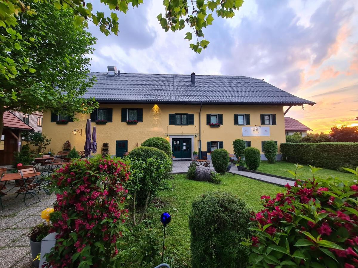 Gasthof Zur Strass Eugendorf Eksteriør billede